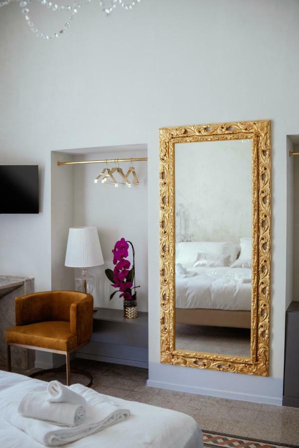 Palazzo Dei Grifoni - Luxury Suites - San Benedetto del Tronto Dış mekan fotoğraf